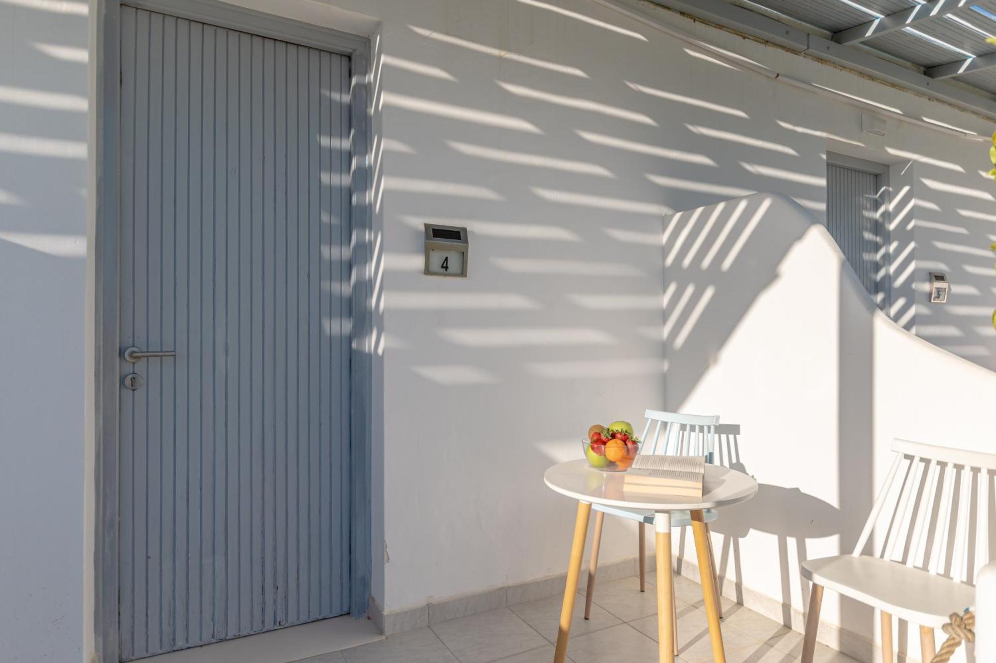 Naxos Beachwalk Naxos City エクステリア 写真